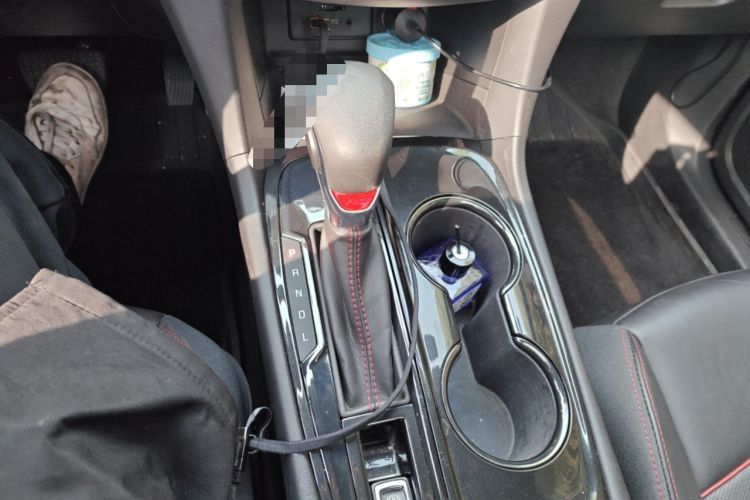 Used Chevrolet Equinox 2021 550T RS Smart Boundary-Pushing Edition Gear Lever