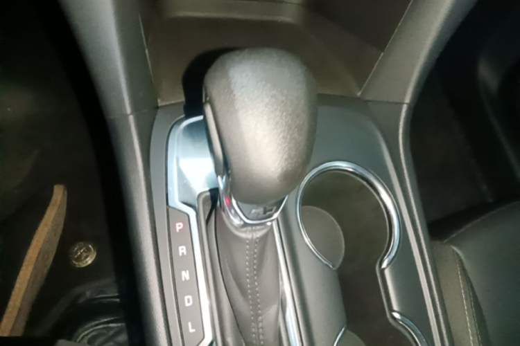 Used Chevrolet Equinox 2021 535T Chijie Edition Gear Lever