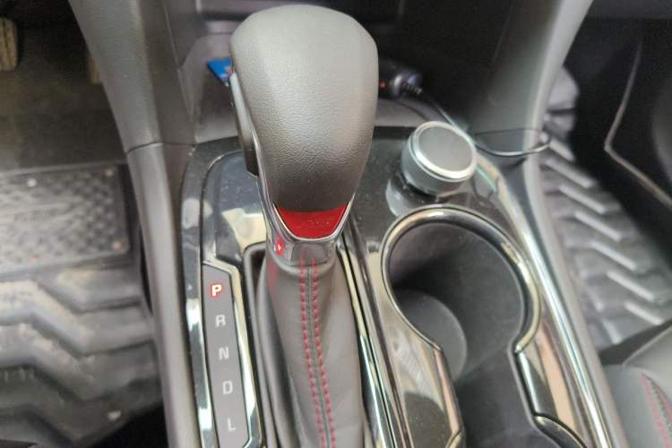 Used Chevrolet Equinox 2021 550T RS Smart Boundary-Pushing Edition Gear Lever