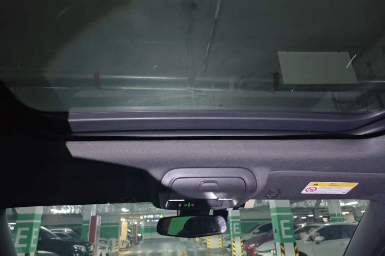 Used Chevrolet Equinox 2021 550T RS Smart Boundary-Pushing Edition Headliner
