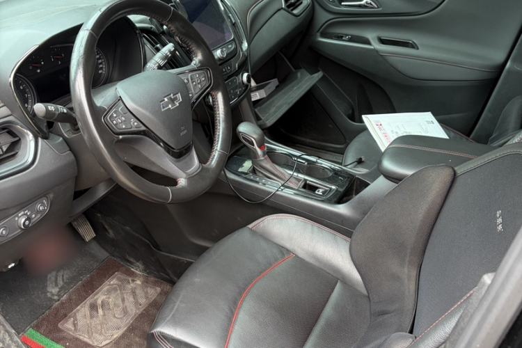 Used Chevrolet Equinox 2021 550T RS Smart Boundary-Pushing Edition Interior 1