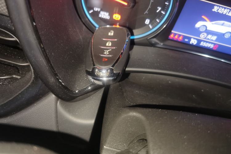 Used Chevrolet Equinox 2021 550T RS Smart Boundary-Pushing Edition Interior 1