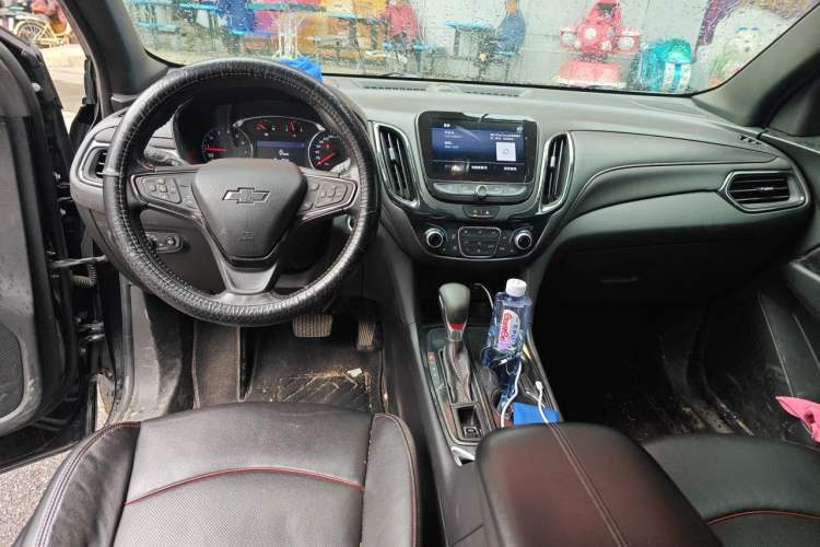 Used Chevrolet Equinox 2021 550T RS Smart Boundary-Pushing Edition Interior 2