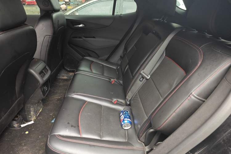 Used Chevrolet Equinox 2021 550T RS Smart Boundary-Pushing Edition Interior 4