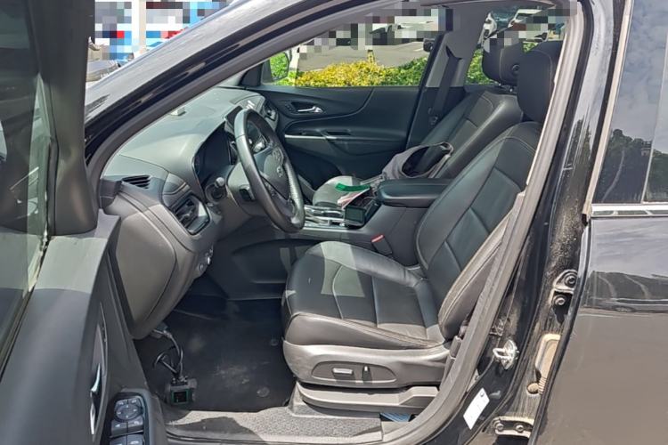 Used Chevrolet Equinox 2021 535T Yujie Edition Left Front Seat