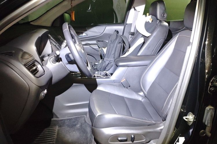 Used Chevrolet Equinox 2021 535T Yujie Edition Left Front Seat