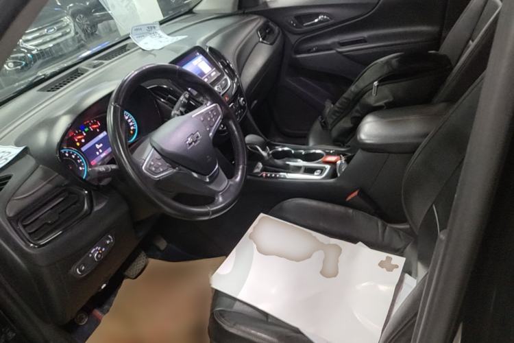 Used Chevrolet Equinox 2021 535T Yujie Edition Left Front Seat