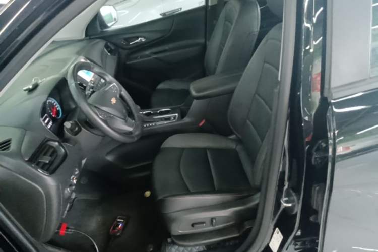 Used Chevrolet Equinox 2021 535T Chijie Edition Left Front Seat