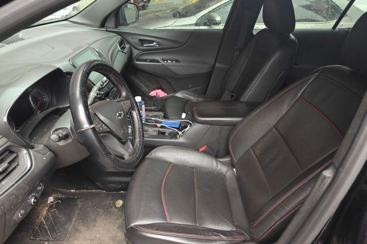 Used Chevrolet Equinox 2021 550T RS Smart Boundary-Pushing Edition Left Front Seat