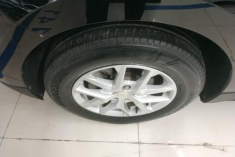 Used Chevrolet Equinox 2021 535T Chijie Edition Left Front Wheel Hub