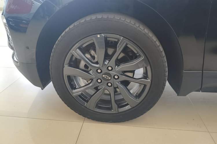 Used Chevrolet Equinox 2021 550T RS Four-Wheel Drive Intelligent Guardian Edition Left Front Wheel Hub