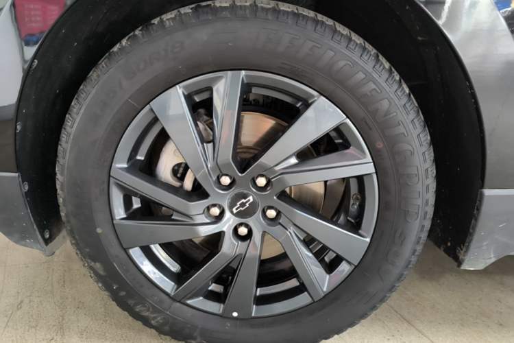 Used Chevrolet Equinox 2021 550T RS Smart Boundary-Pushing Edition Left Front Wheel Hub