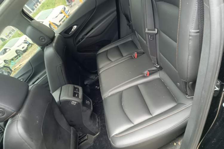 Used Chevrolet Equinox 2021 535T Yujie Edition Left Rear Seat