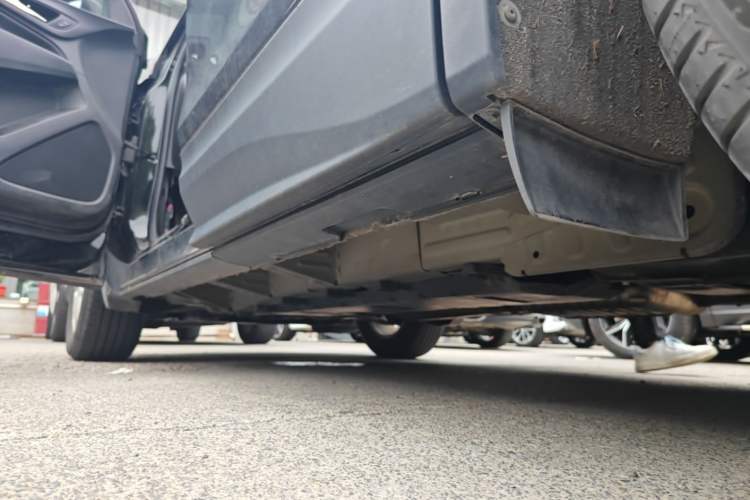 Used Chevrolet Equinox 2021 535T Chijie Edition Left Side Sill