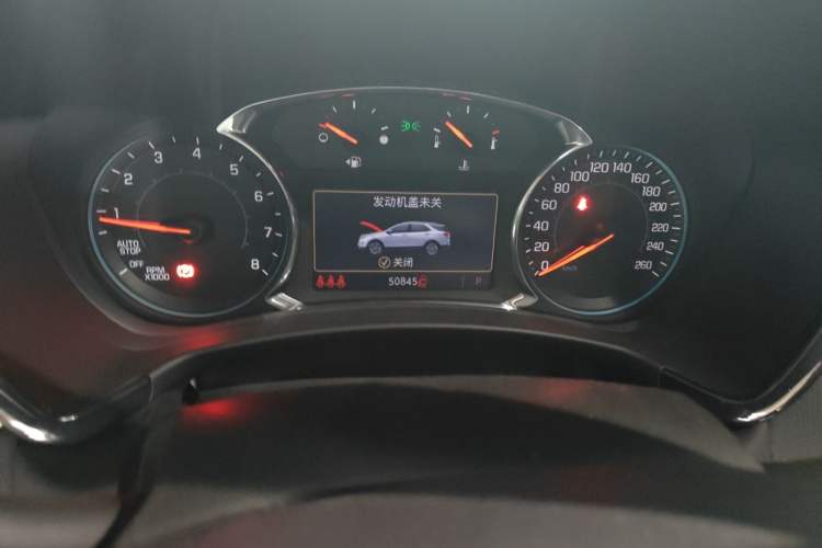 Used Chevrolet Equinox 2021 550T RS Smart Boundary-Pushing Edition Odometer Close Up