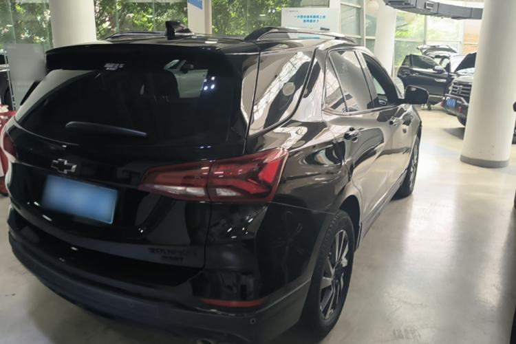Used Chevrolet Equinox 2021 550T RS Smart Boundary-Pushing Edition Rear Right 45 Deg