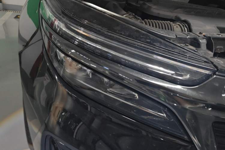 Used Chevrolet Equinox 2021 550T RS Smart Boundary-Pushing Edition Right Front Headlight