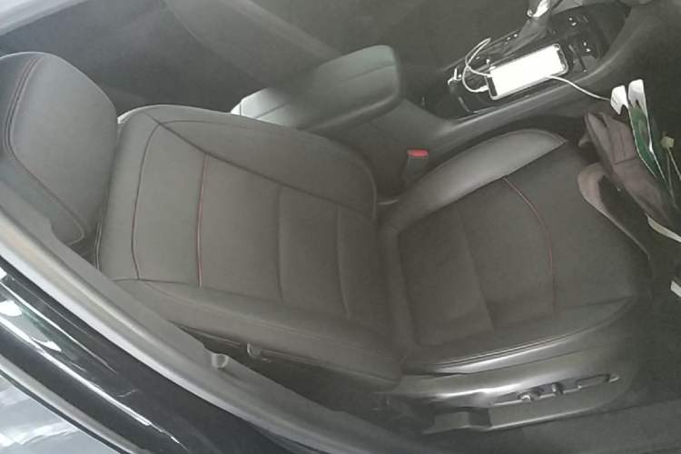 Used Chevrolet Equinox 2021 550T RS Four-Wheel Drive Intelligent Guardian Edition Right Front Seat