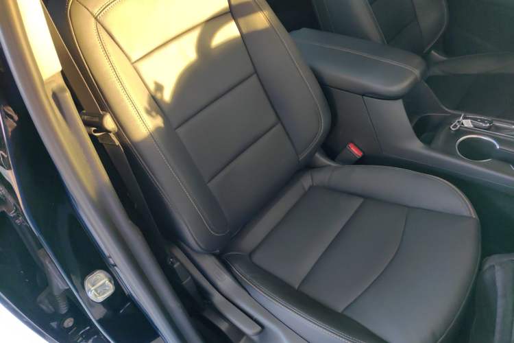 Used Chevrolet Equinox 2021 535T Chijie Edition Right Front Seat