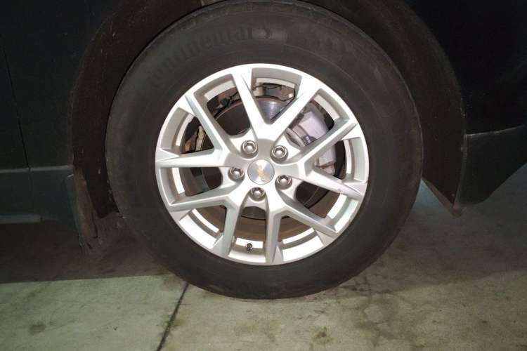 Used Chevrolet Equinox 2021 535T Yujie Edition Right Front Wheel Hub