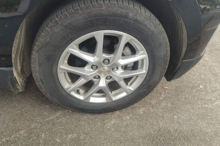 Used Chevrolet Equinox 2021 535T Lingjie Edition Right Front Wheel Hub