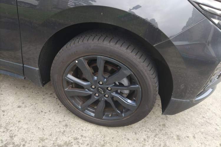 Used Chevrolet Equinox 2021 550T RS Four-Wheel Drive Intelligent Guardian Edition Right Front Wheel Hub