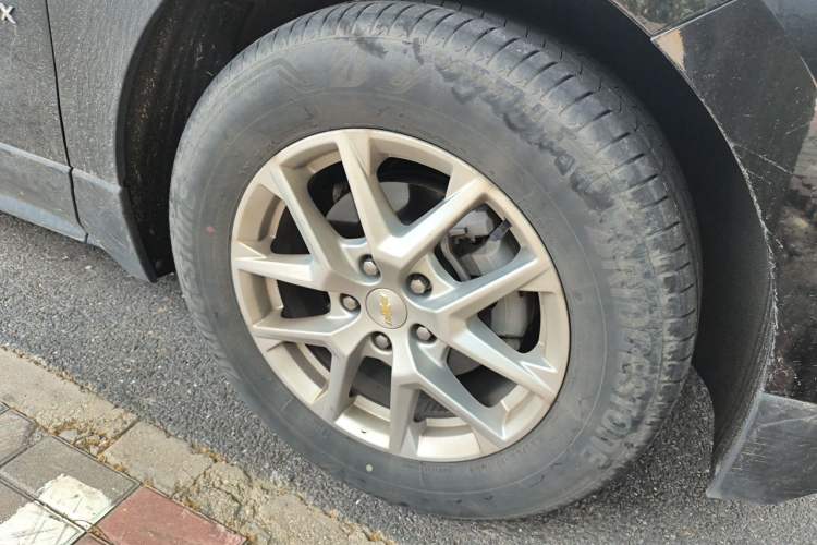 Used Chevrolet Equinox 2021 535T Chijie Edition Right Front Wheel Hub
