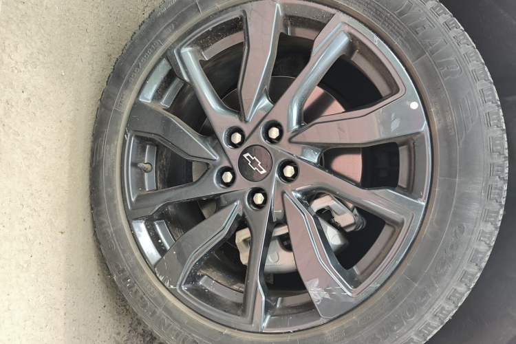 Used Chevrolet Equinox 2021 550T RS Four-Wheel Drive Intelligent Guardian Edition Right Front Wheel Hub