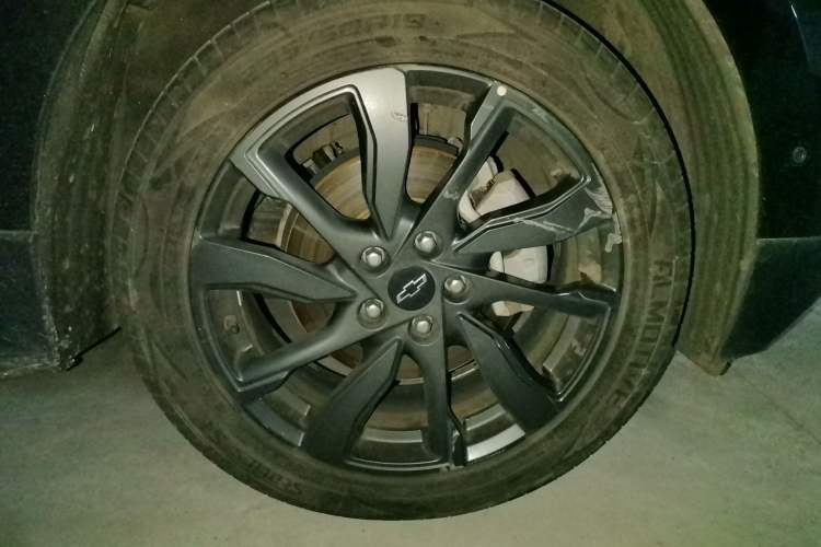 Used Chevrolet Equinox 2021 550T RS Four-Wheel Drive Intelligent Guardian Edition Right Front Wheel Hub