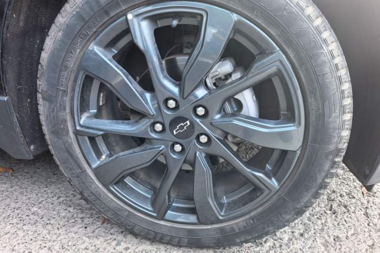 Used Chevrolet Equinox 2021 535T Chijie Edition Right Front Wheel Hub