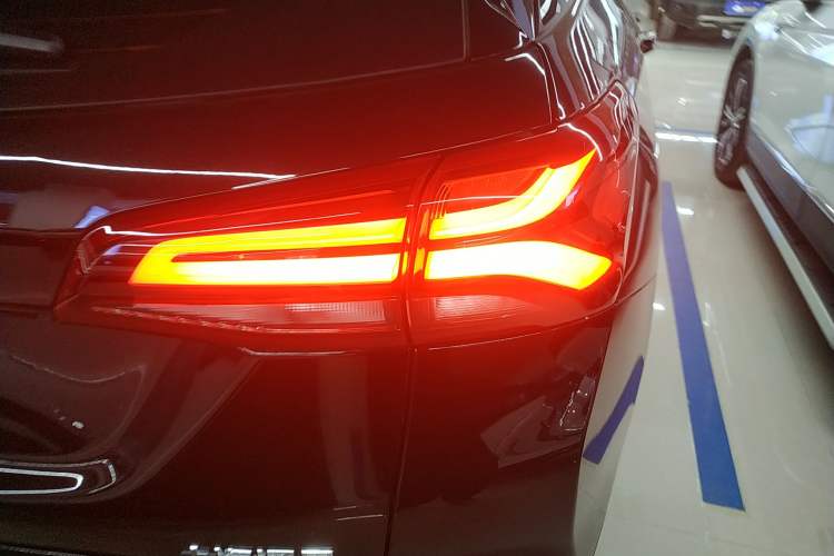 Used Chevrolet Equinox 2021 535T Chijie Edition Right Rear Taillight