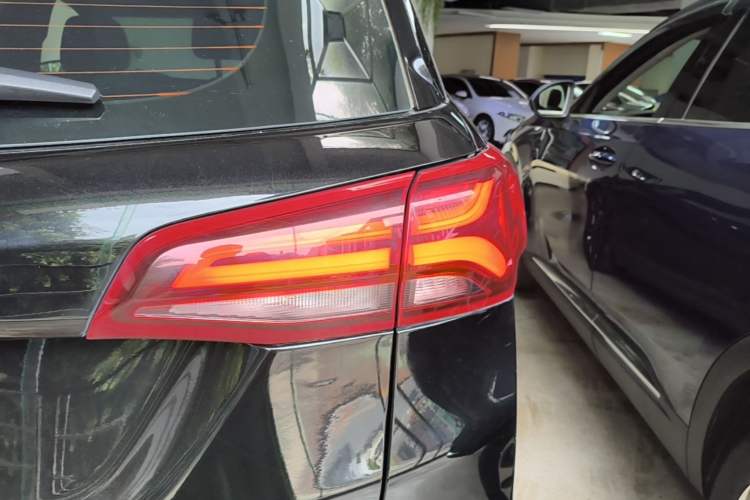 Used Chevrolet Equinox 2021 550T RS Smart Boundary-Pushing Edition Right Rear Taillight