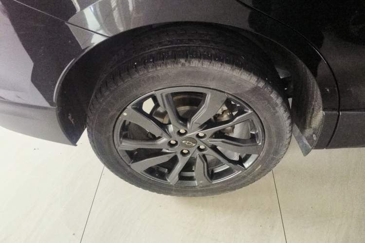 Used Chevrolet Equinox 2021 550T RS Four-Wheel Drive Intelligent Boundary-Pushing Edition Right Rear Wheel Hub