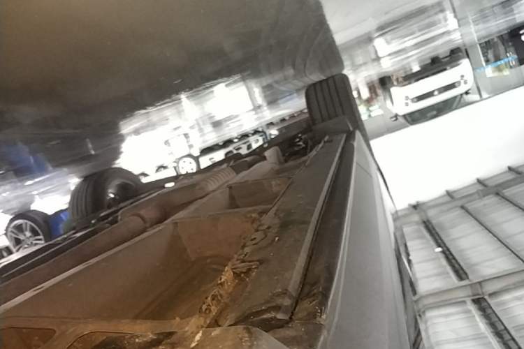 Used Chevrolet Equinox 2021 550T RS Four-Wheel Drive Intelligent Guardian Edition Right Side Sill