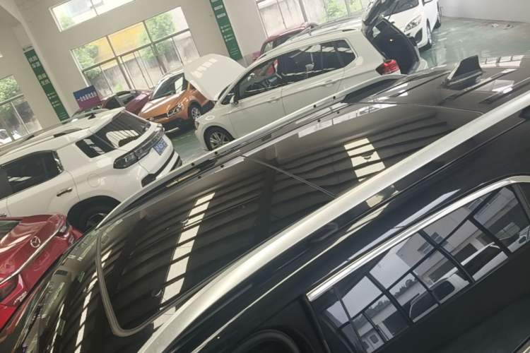 Used Chevrolet Equinox 2021 535T Yujie Edition Roof