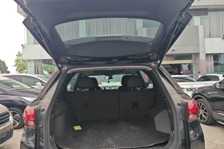 Used Chevrolet Equinox 2021 535T Chijie Edition Trunk
