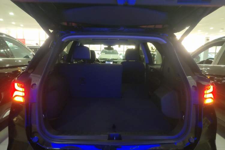 Used Chevrolet Equinox 2021 535T Yujie Edition Trunk