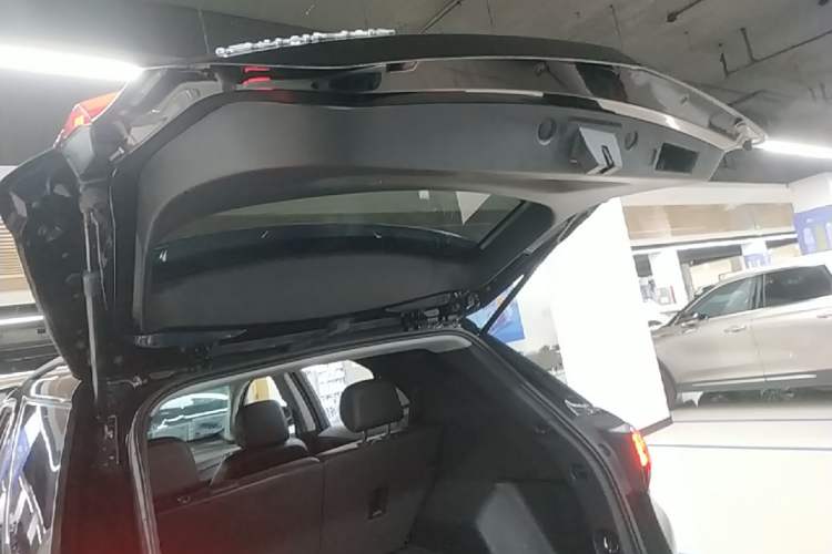 Used Chevrolet Equinox 2021 535T Chijie Edition Trunk