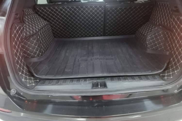 Used Chevrolet Equinox 2021 535T Yujie Edition Trunk