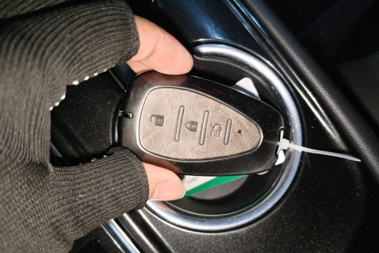 Used Chevrolet Equinox 2021 535T Yujie Edition Vehicle Key