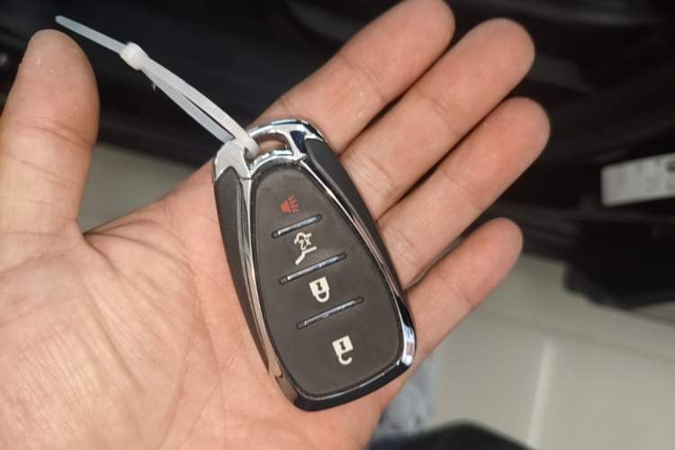 Used Chevrolet Equinox 2021 550T RS Four-Wheel Drive Intelligent Guardian Edition Vehicle Key
