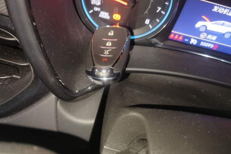 Used Chevrolet Equinox 2021 550T RS Smart Boundary-Pushing Edition Vehicle Key