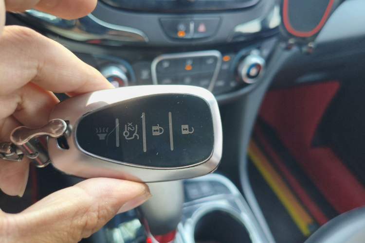 Used Chevrolet Equinox 2021 550T RS Four-Wheel Drive Intelligent Guardian Edition Vehicle Key