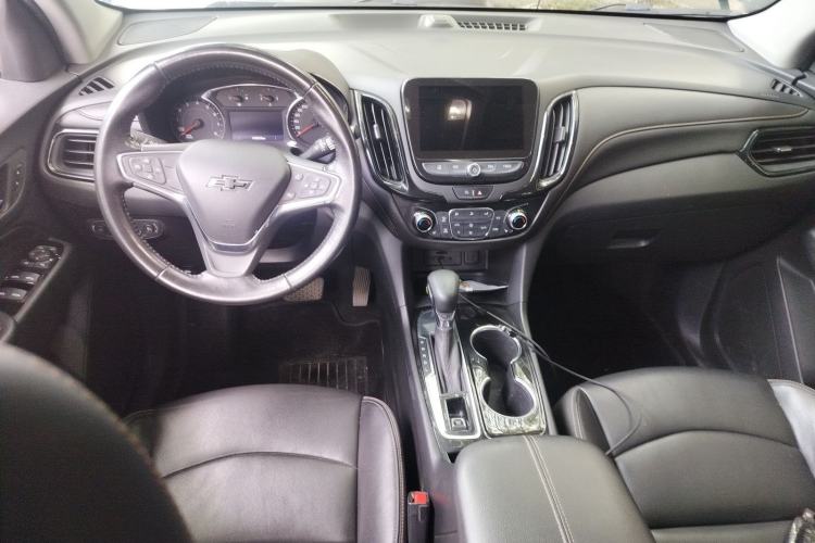 Used Chevrolet Equinox 2021 535T Yujie Edition Center Console