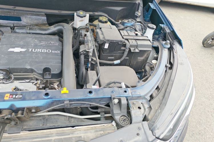Used Chevrolet Equinox 2021 535T Yujie Edition Engine Bay Left