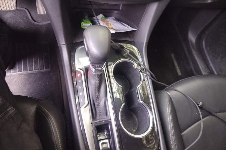 Used Chevrolet Equinox 2021 535T Yujie Edition Gear Lever