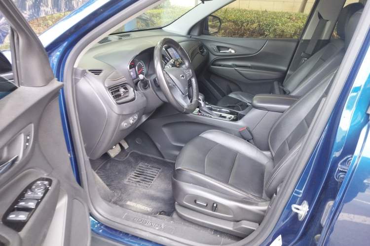 Used Chevrolet Equinox 2021 535T Yujie Edition Left Front Seat