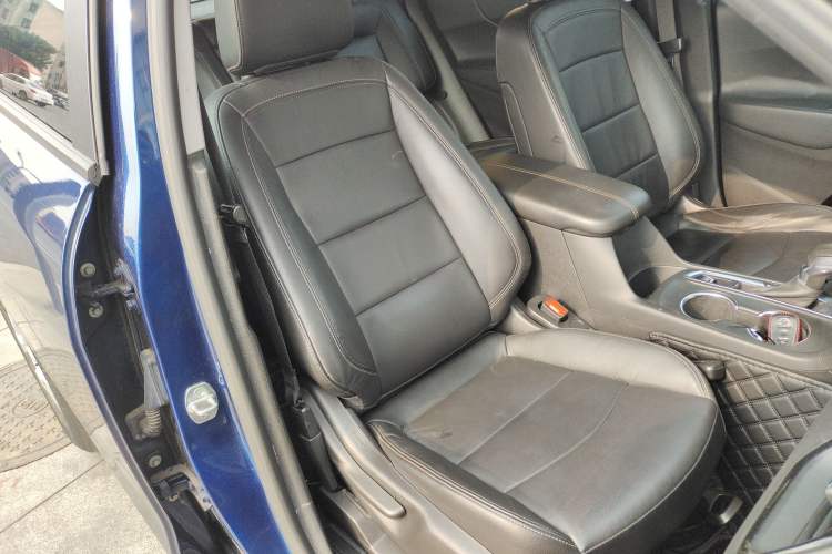 Used Chevrolet Equinox 2021 535T Chijie Edition Right Front Seat