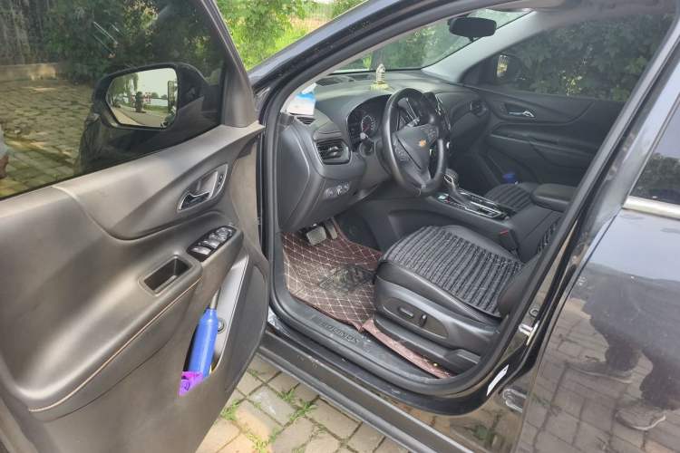 Used Chevrolet Equinox 2021 535T Yujie Edition Driver Seat