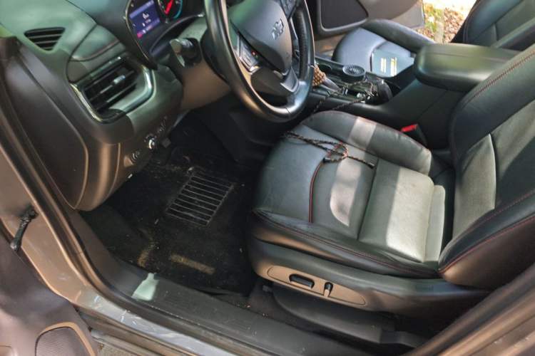 Used Chevrolet Equinox 2021 550T RS Smart Boundary-Pushing Edition Driver Seat